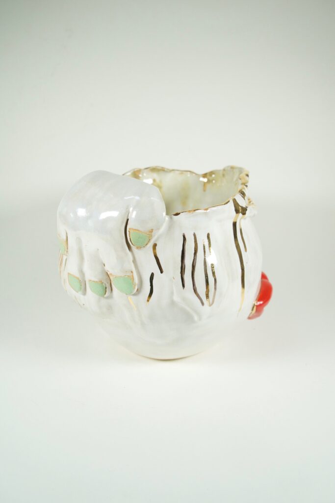 Porcelain Lips Plates by Hania Jneid 
